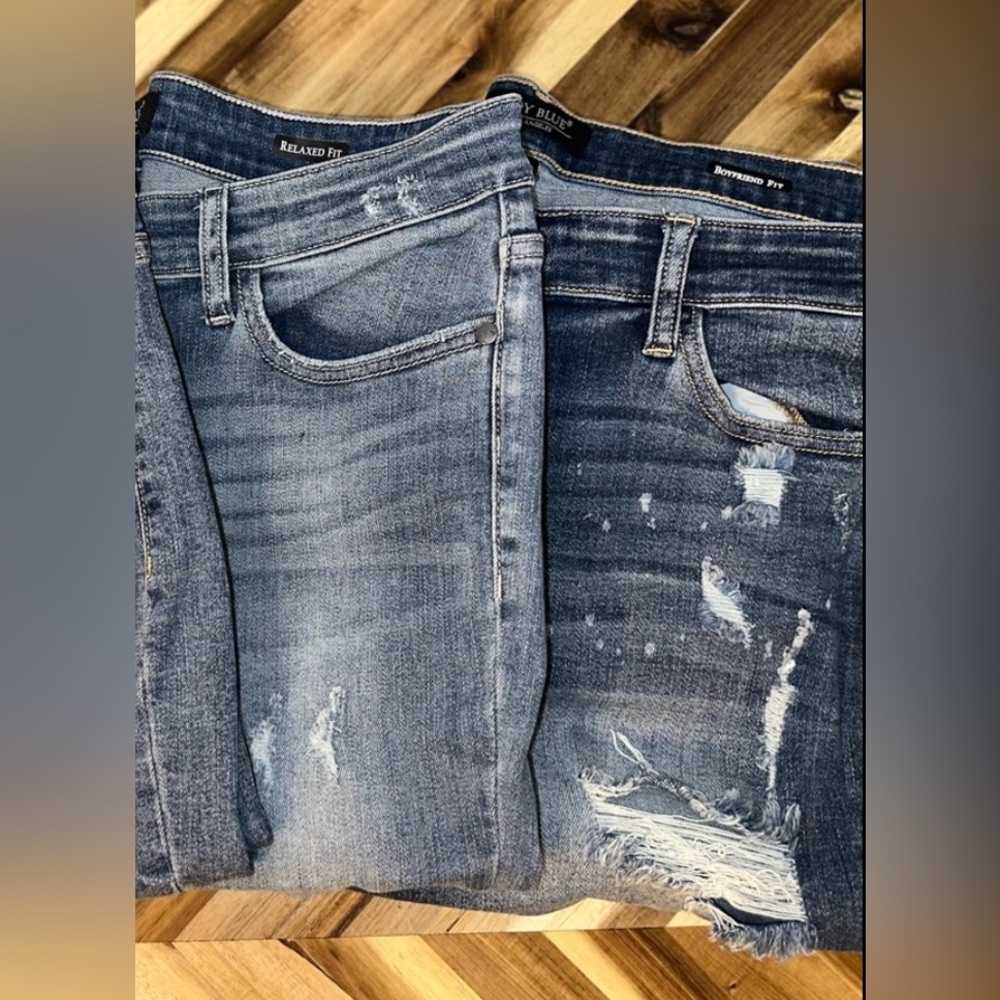 Judy Blue’s **Bundle of 2** Relaxed Fit Distressed Blue Jeans EUC Sz 15/32